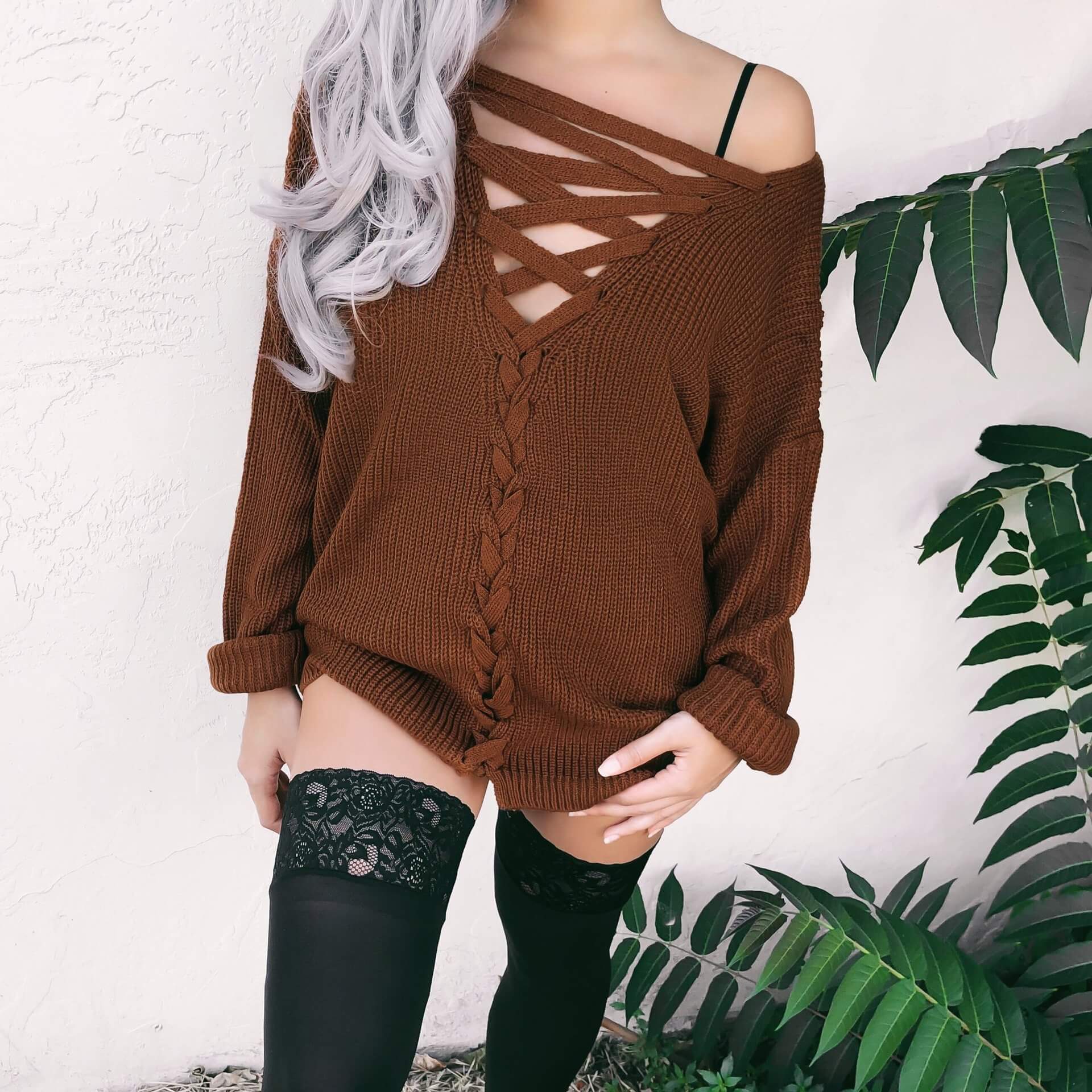 V-neck Lace-up Pure Color Knit Sweater
