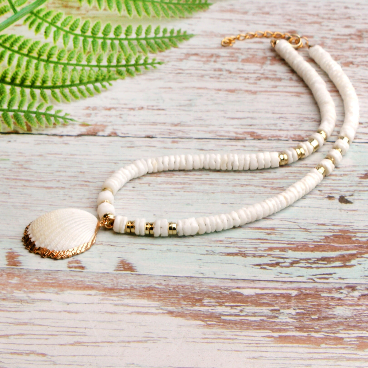 Small Pieces Shell Necklace