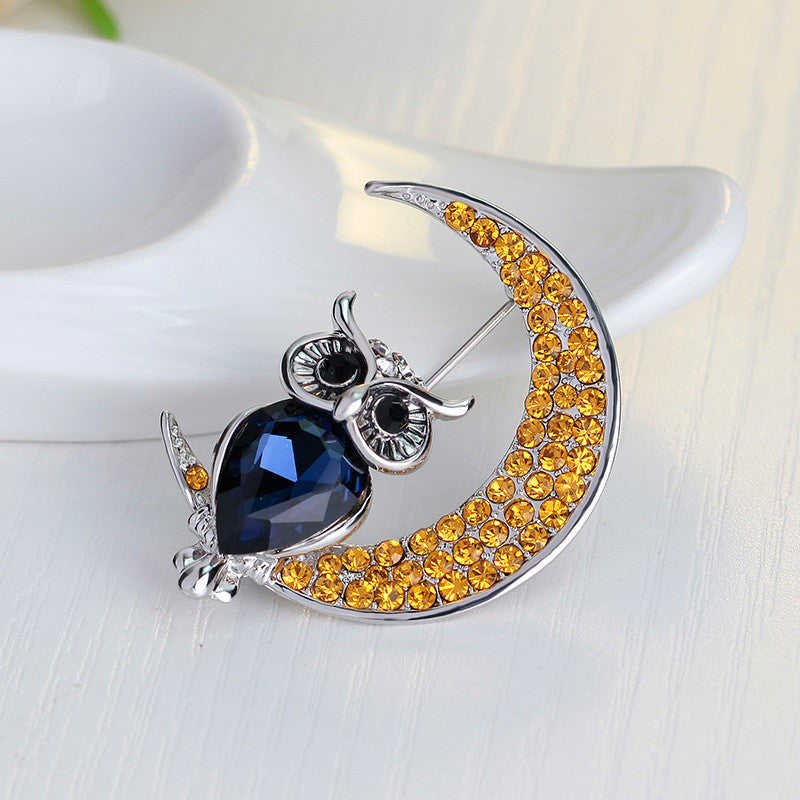 Beautiful Owl Moon Diamond Brooch