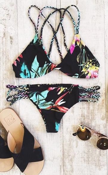 Flower Print Cross Wrap Strappy Bikini Set Swimwear - Meet Yours Fashion - 3