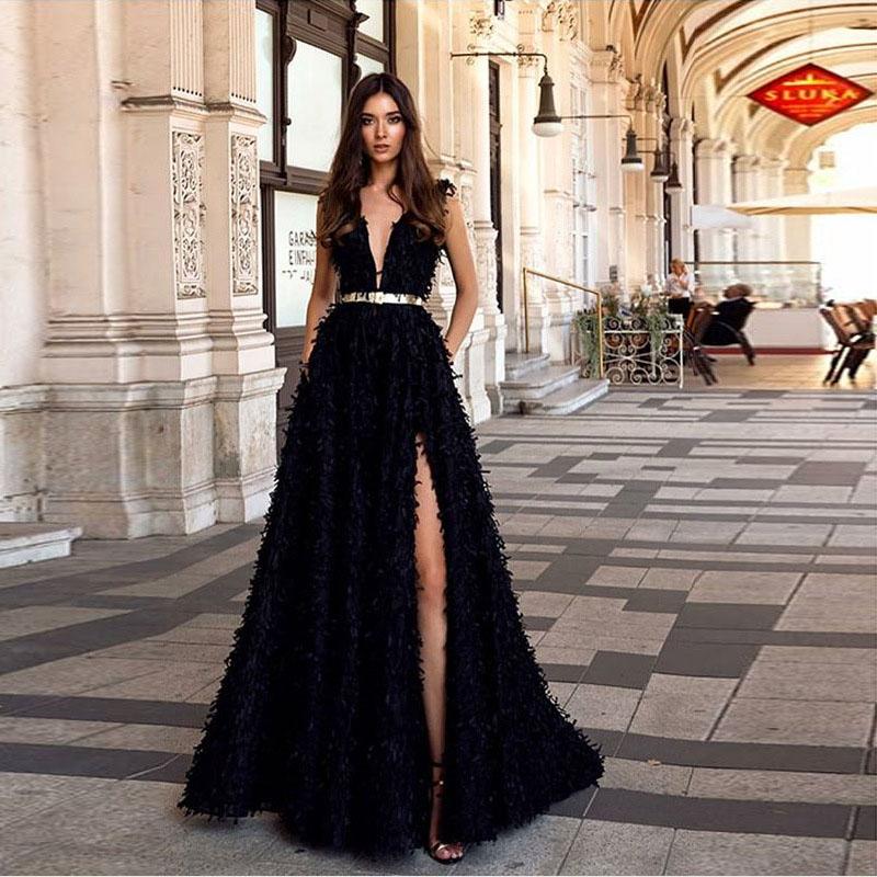 Black Feather Sleeveless Prom Dress