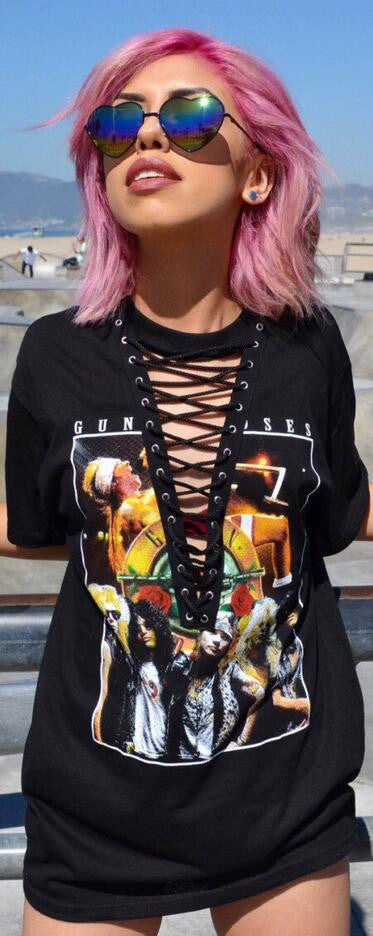 Gun and Rosy Print Hollow Out Lace Up T-shirt