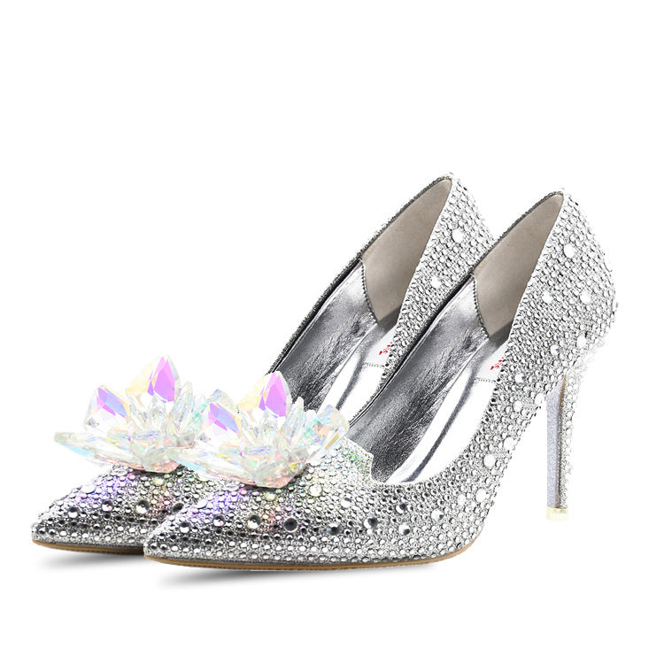 Crystal Flower Rhinestones Decorate Shinning Low Cut High Heels Bride Shoes